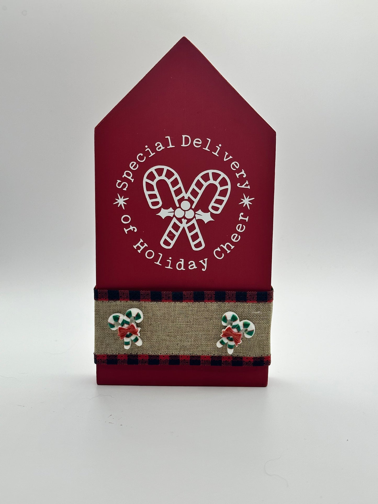 Decorative Wooden Casita - Enchanting Christmas Village: Handcrafted Mini Wooden Houses