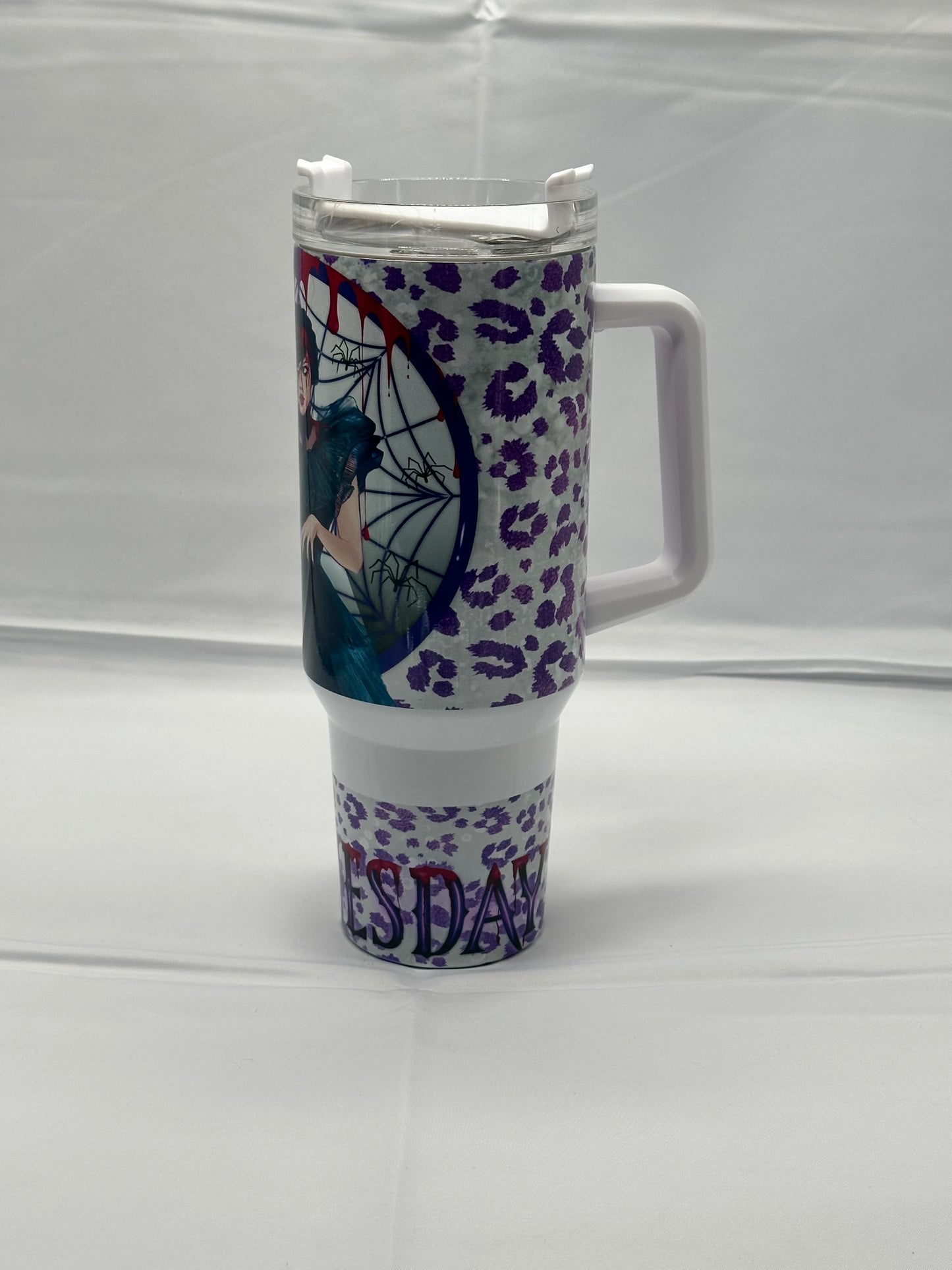 40oz Tumbler – Gothic Elegance