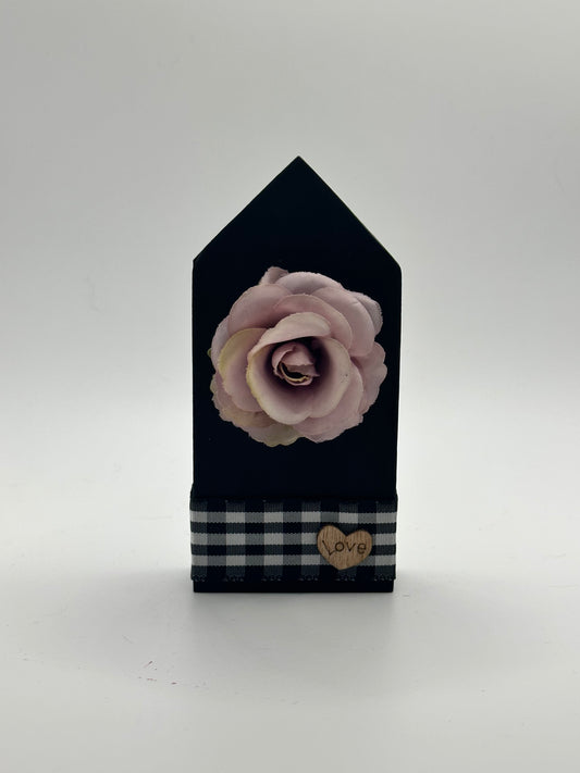 Decorative Wooden Casita - Purple Rose